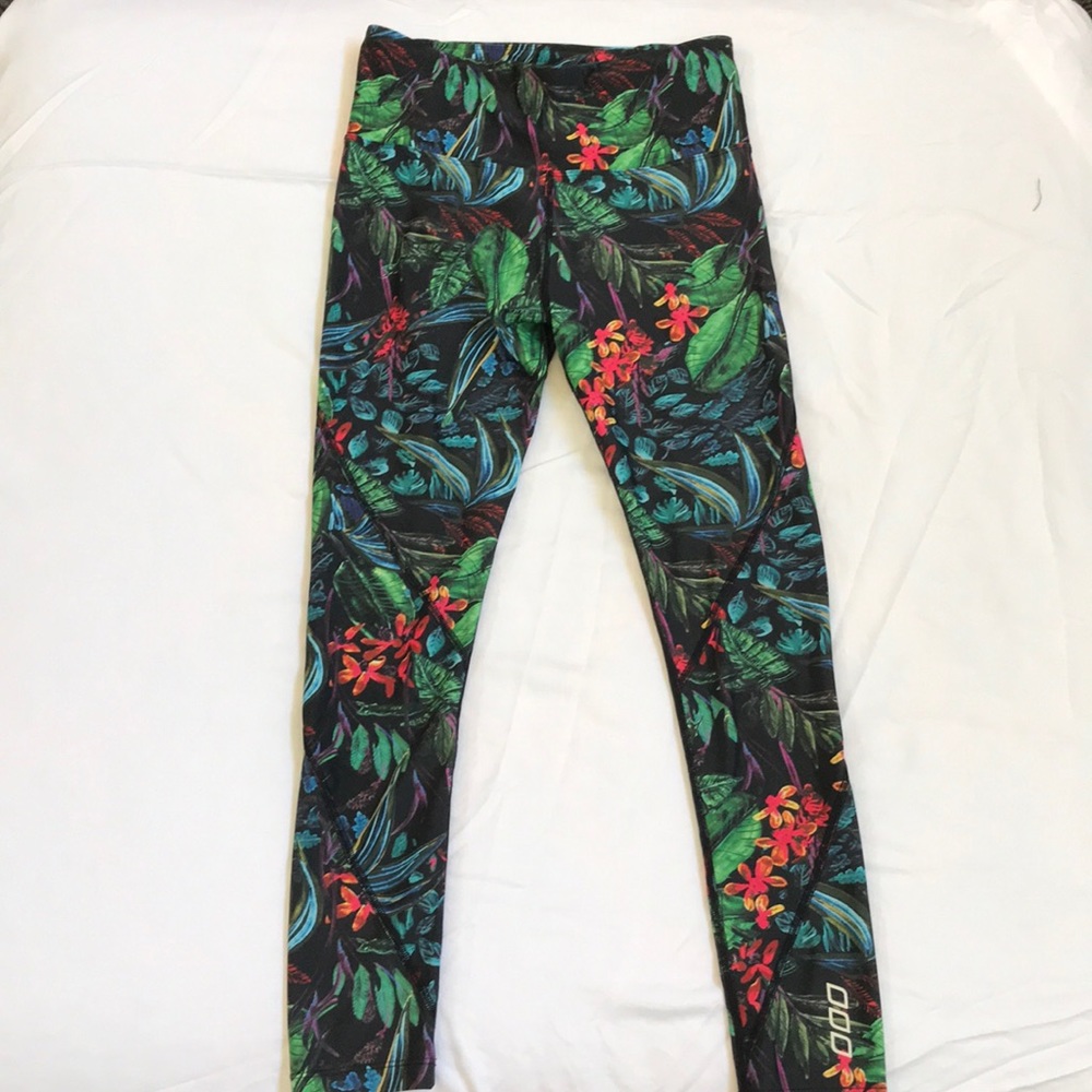 Lorna Jane leggings